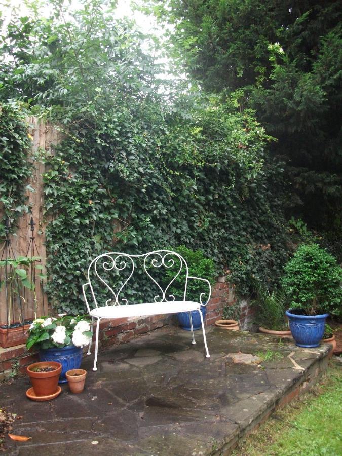Judy'S B&B Private Home Cardiff Esterno foto