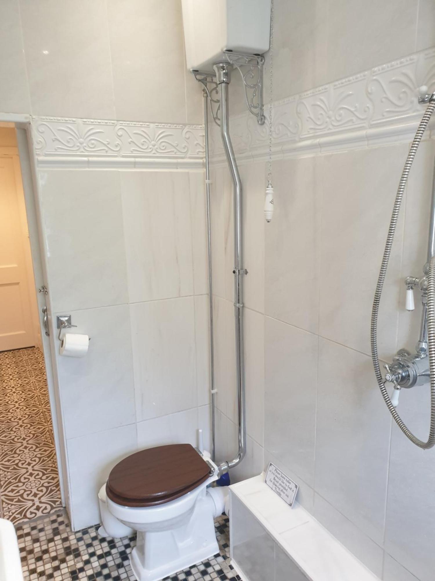 Judy'S B&B Private Home Cardiff Esterno foto